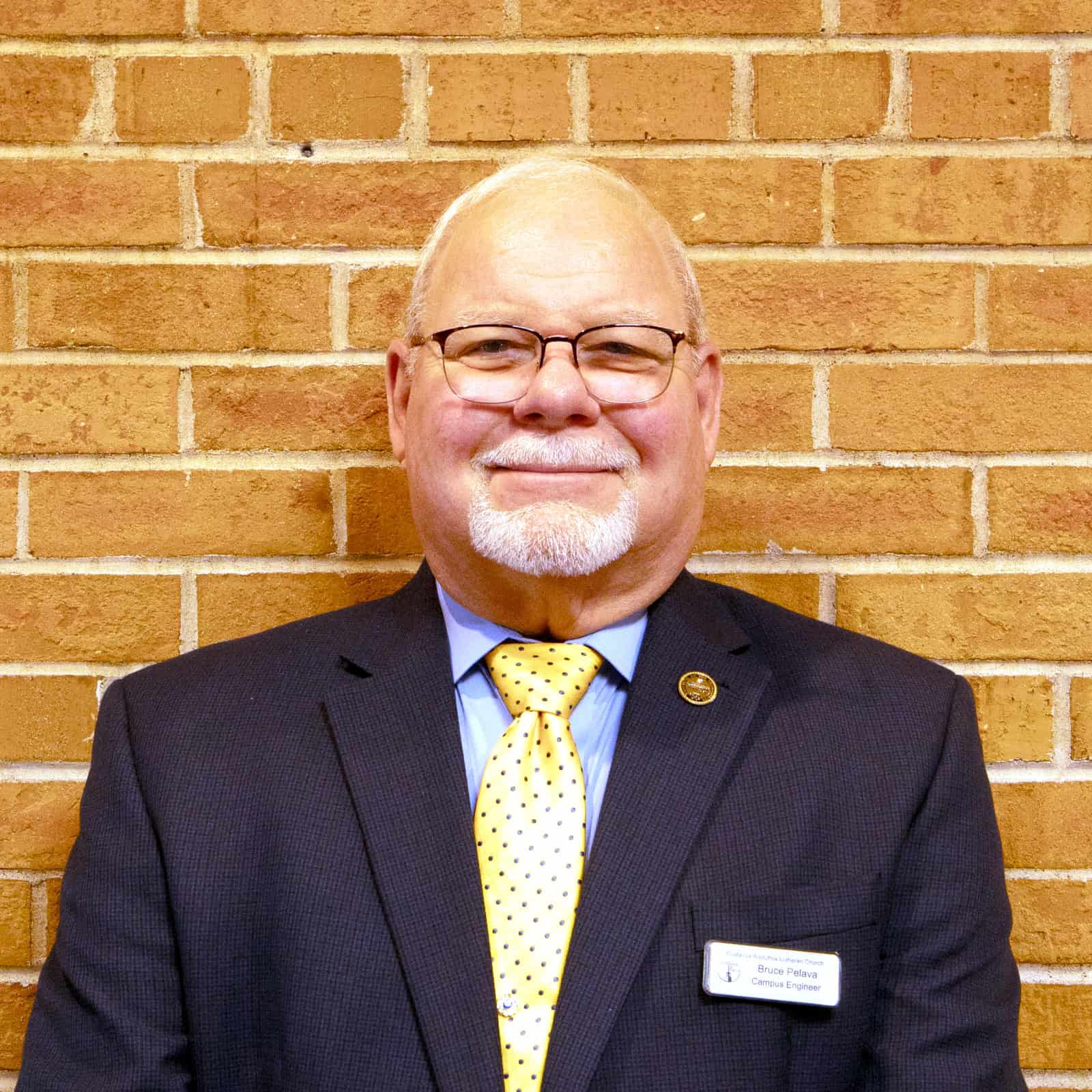 Bruce Pelava